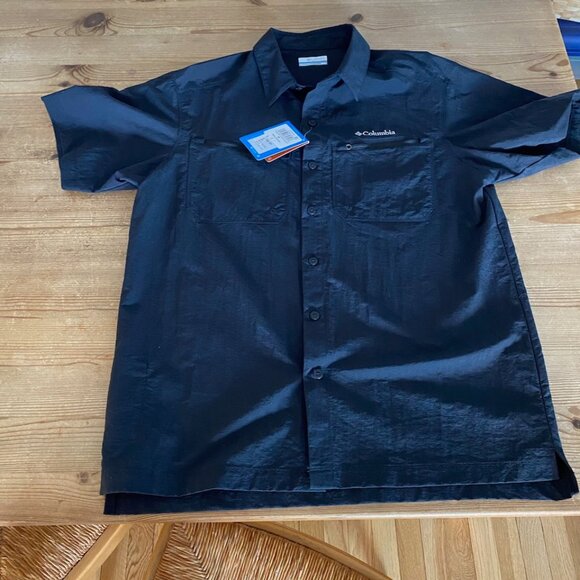 Columbia Mountaindale Men’s M Black Short Sleeve Outdoor Shirt Zip Button Up - Picture 2 of 8